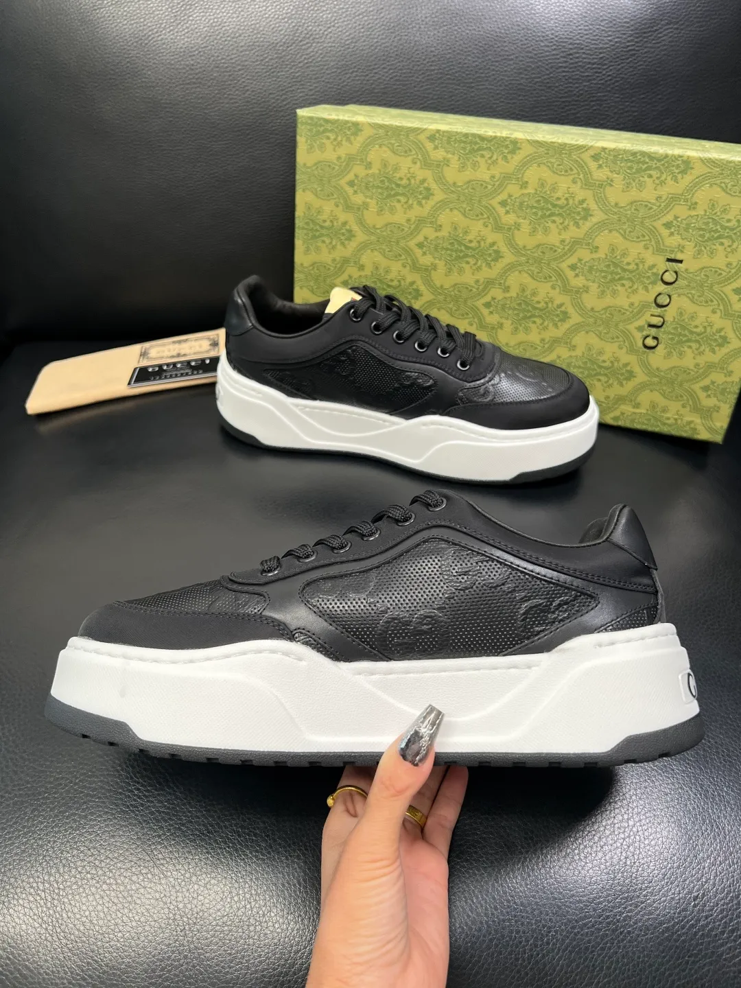 Men's shoes 💰840 Gucci high quality top crafts Gucci counter new original factory configuration, imported cowhide fabric from Italy, imported cowhide lining, breathable and comfortable, sole: original factory special supply original sole super comfortable, original factory and single goods, welcome to compare, code number 38-44 (customized 45 46)